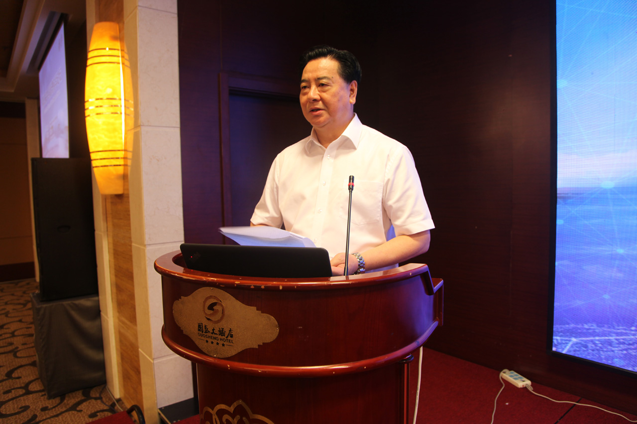 beat365在线体育官网校长、中国工程院院士李元元教授 beat365在线体育官网校长、中国工程院院士李元元教授